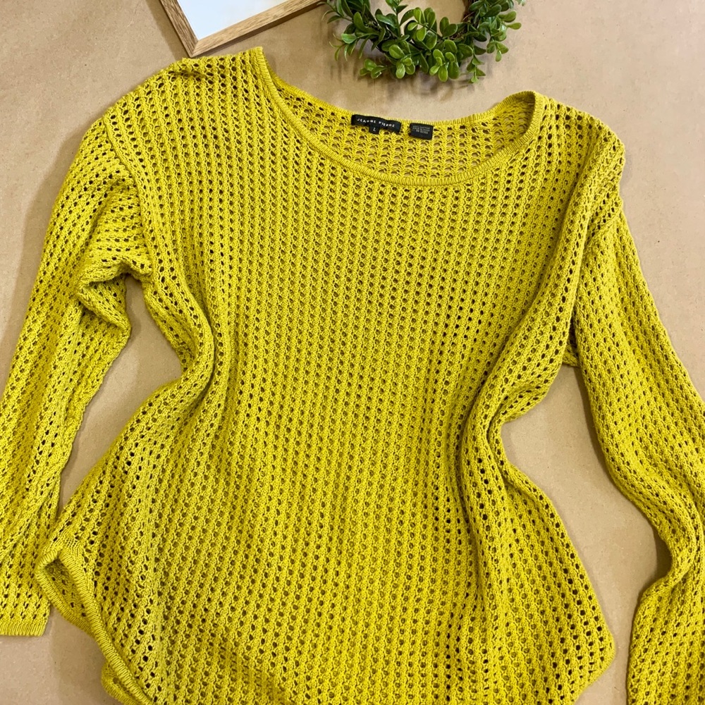 Jeanne Pierre crochet style sweater
